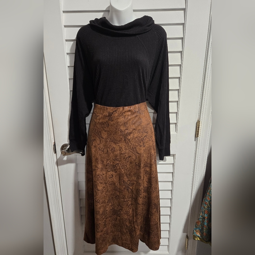 Jane and Delancey Black Cowl Neck Sweater - Picture 4 of 8